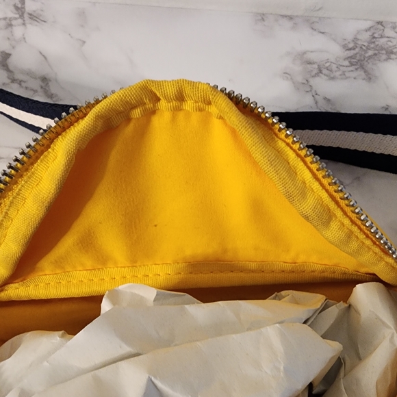 Yellow Fanny Pack - Picture 5 of 6